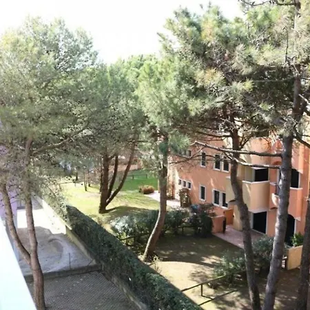 Daire Cozy Place Near The Bibione